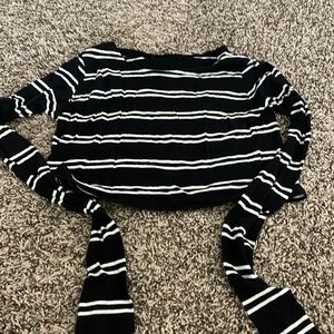 Zara long sleeve black and white crop top